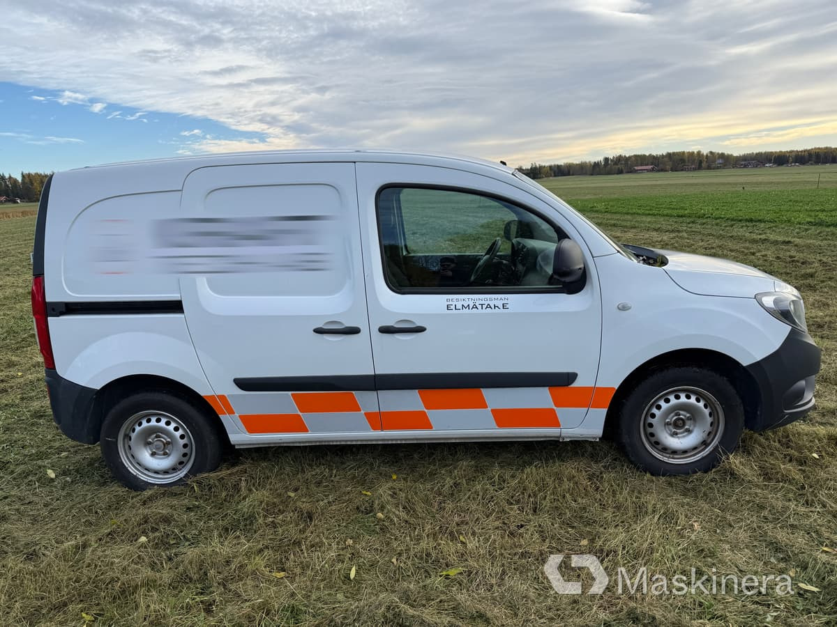 Skåpbil Mercedes Benz Citan - Furgon: 4 kép. Skåpbil Mercedes Benz Citan - Furgon: 4 kép.