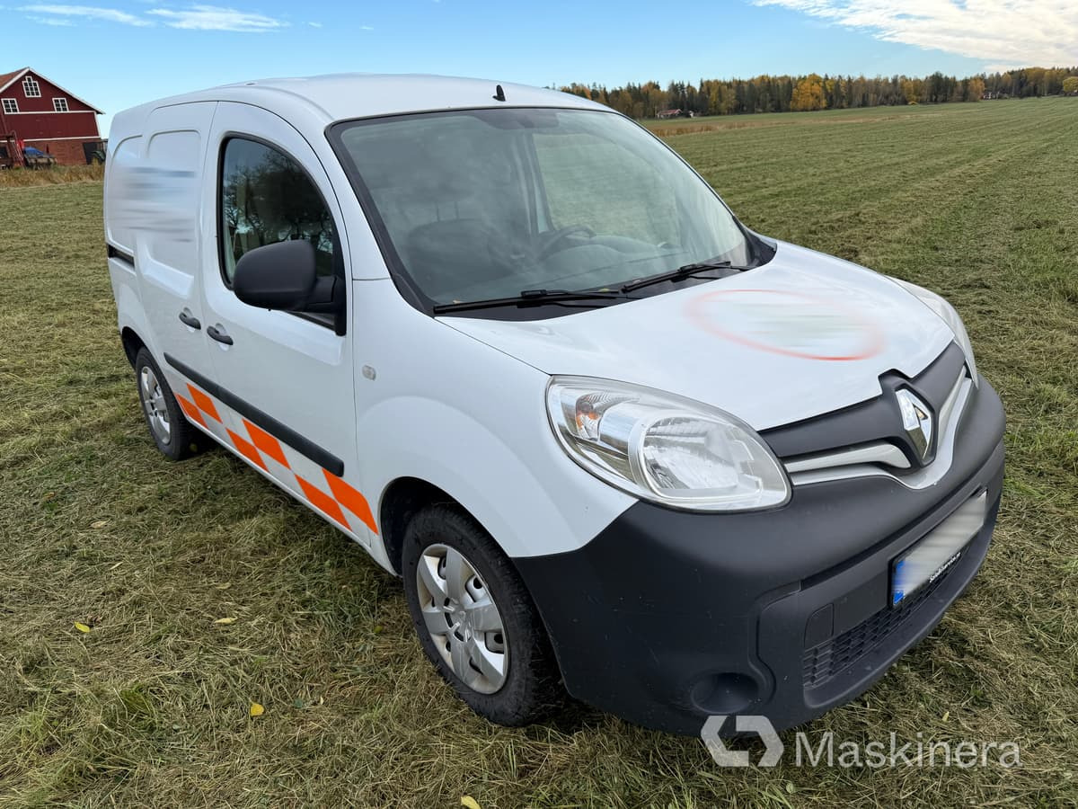 Skåpbil Renault Kangoo - Furgon: 3 kép. Skåpbil Renault Kangoo - Furgon: 3 kép.