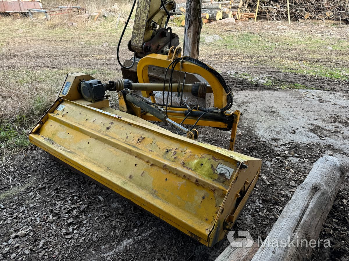 Släntklippare Orsi Farmer 206 - Padkakasza: 2 kép. Släntklippare Orsi Farmer 206 - Padkakasza: 2 kép.
