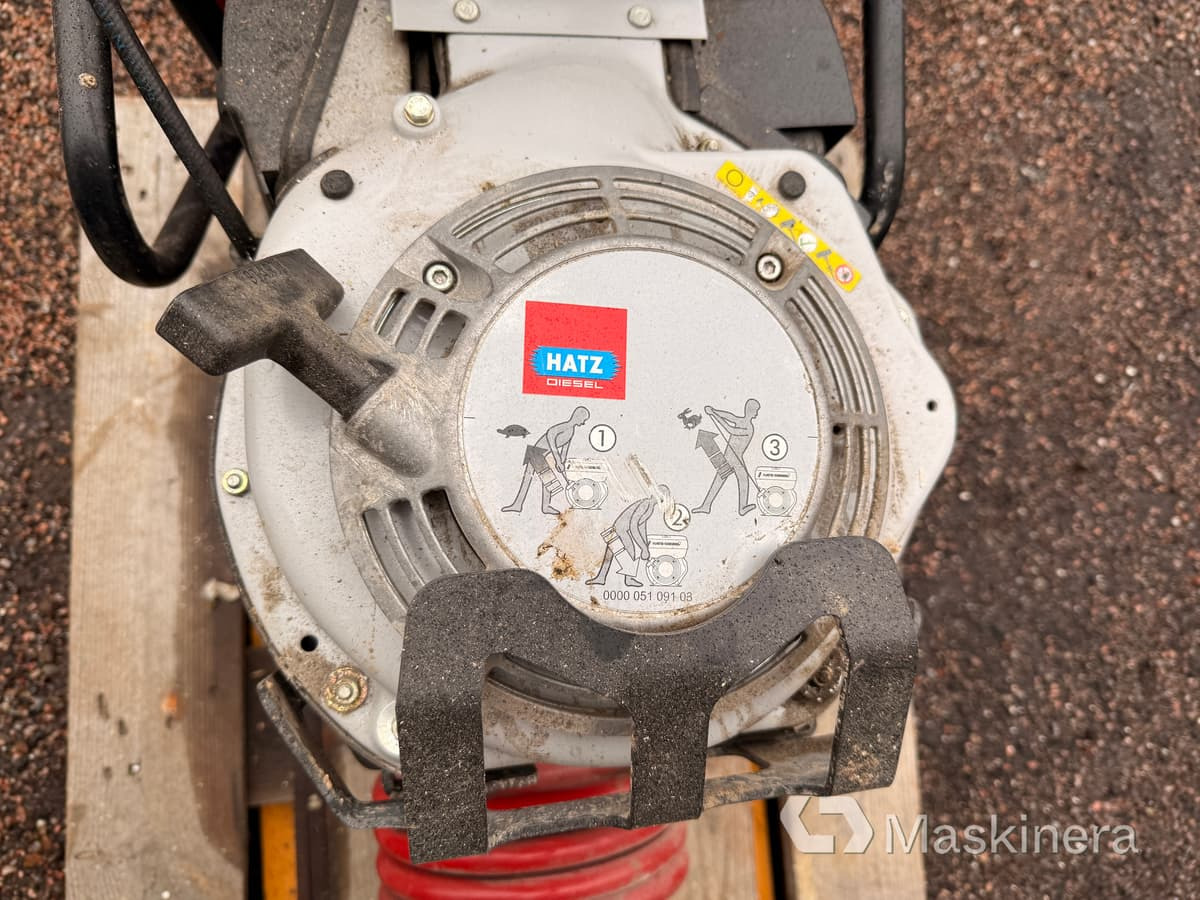 Lapvibrátor Stamp Swepac T84: 21 kép. Lapvibrátor Stamp Swepac T84: 21 kép.