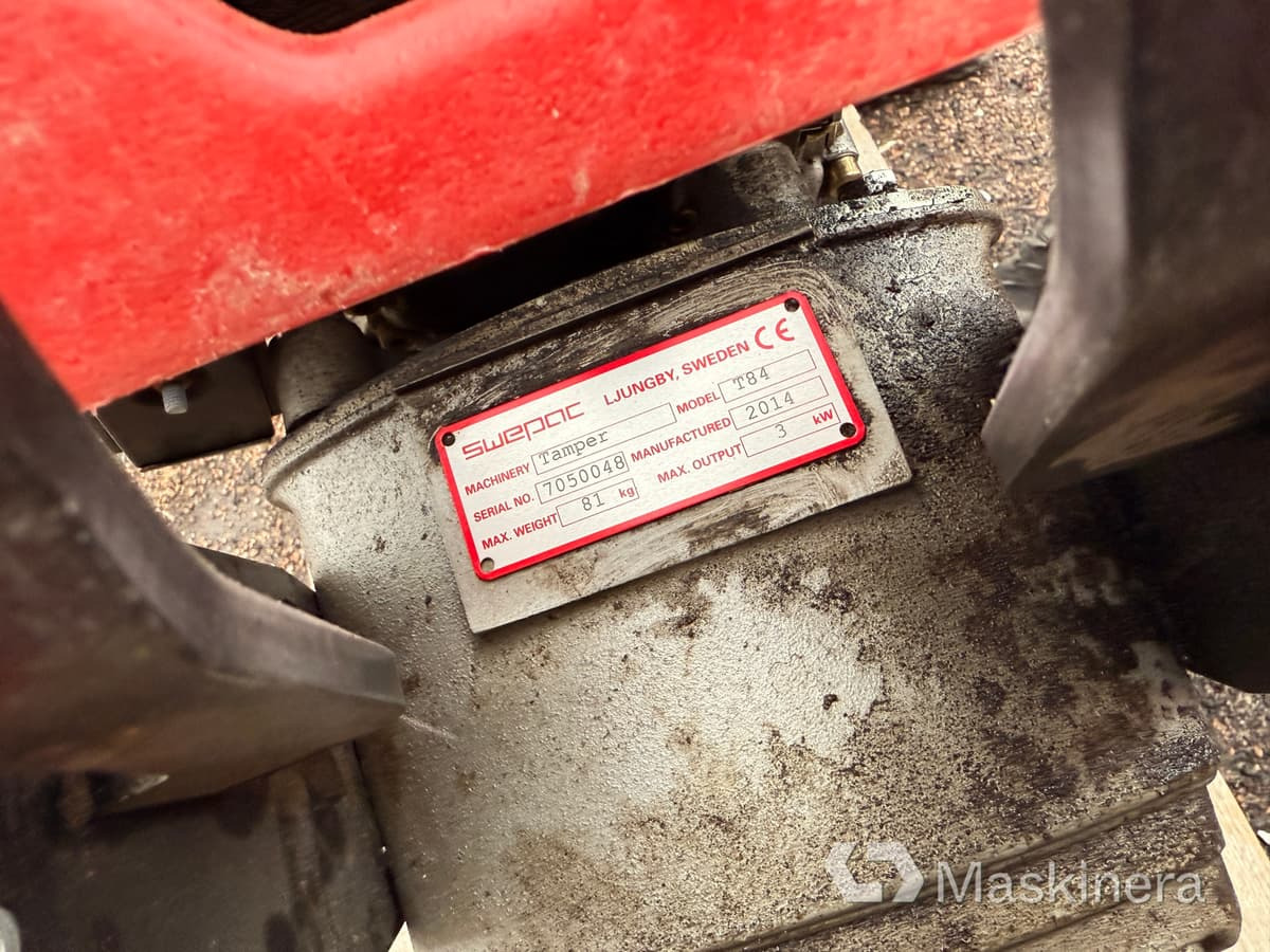 Lapvibrátor Stamp Swepac T84: 23 kép. Lapvibrátor Stamp Swepac T84: 23 kép.