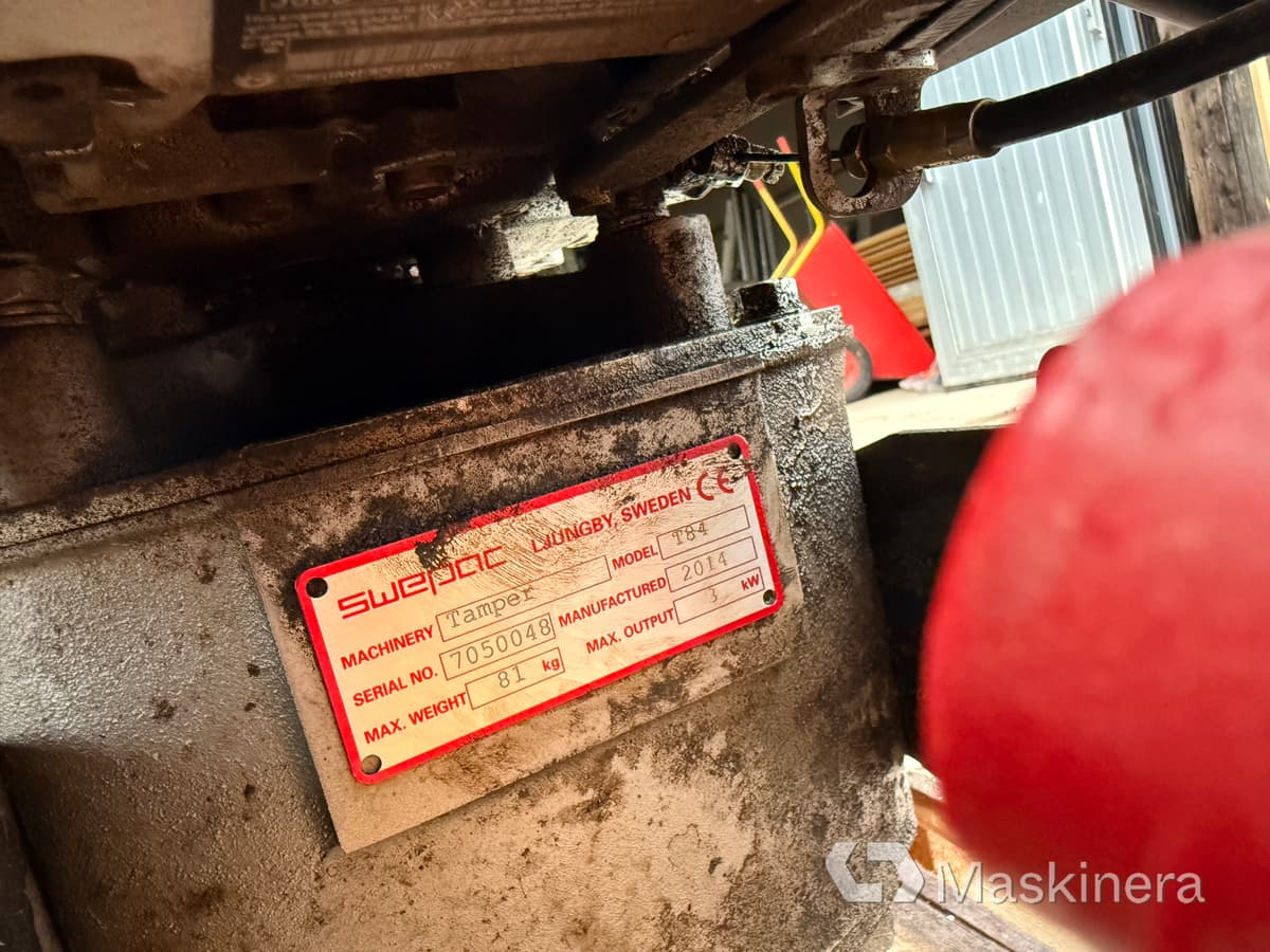 Lapvibrátor Stamp Swepac T84: 11 kép. Lapvibrátor Stamp Swepac T84: 11 kép.