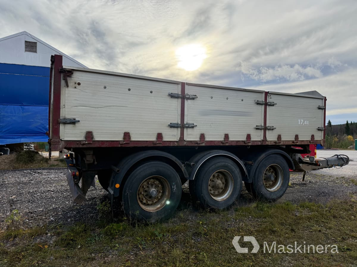 Tridemkärra Ilsbo TI-3K - Platós pótkocsi: 3 kép. Tridemkärra Ilsbo TI-3K - Platós pótkocsi: 3 kép.