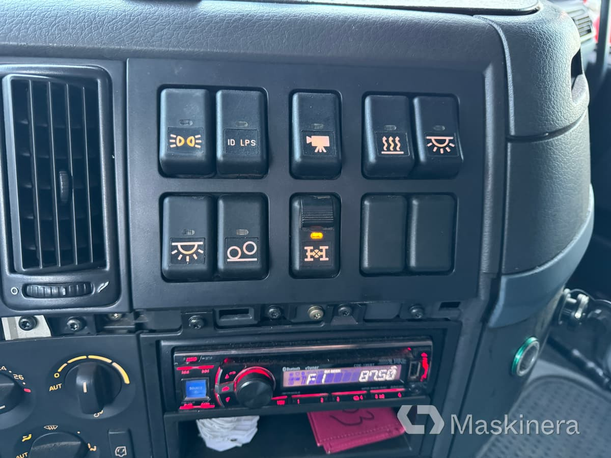 Alvaz teherautó Volvo FH-520 6*4 Lastbil Volvo FH 520 6*4 chassi: 23 kép. Alvaz teherautó Volvo FH-520 6*4 Lastbil Volvo FH 520 6*4 chassi: 23 kép.