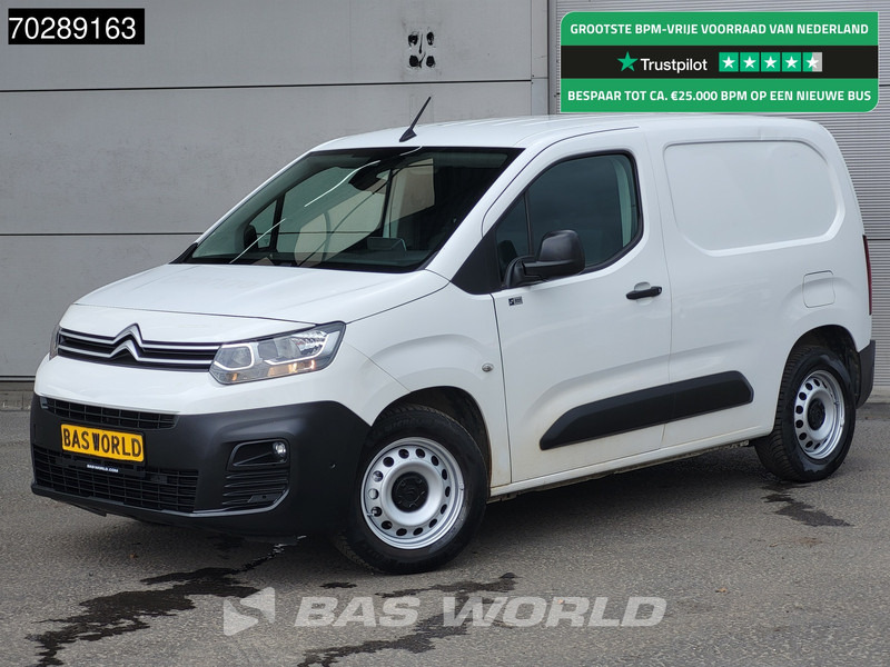 Citroën Berlingo 110Pk Automaat Emissievrij! L1H1 Navi Airco Cruise Parkeersensoren Euro6 L1 3m3 Airco Cruise control - Kis furgon: 1 kép. Citroën Berlingo 110Pk Automaat Emissievrij! L1H1 Navi Airco Cruise Parkeersensoren Euro6 L1 3m3 Airco Cruise control - Kis furgon: 1 kép.