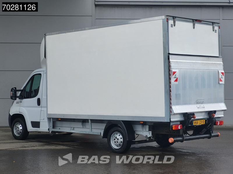 Fiat Ducato 130pk Euro6 Laadklep Bakwagen Zijdeur Airco Cruise Meubelbak Koffer 20m3 Airco Cruise control - Dobozos kisteherautó: 2 kép. Fiat Ducato 130pk Euro6 Laadklep Bakwagen Zijdeur Airco Cruise Meubelbak Koffer 20m3 Airco Cruise control - Dobozos kisteherautó: 2 kép.