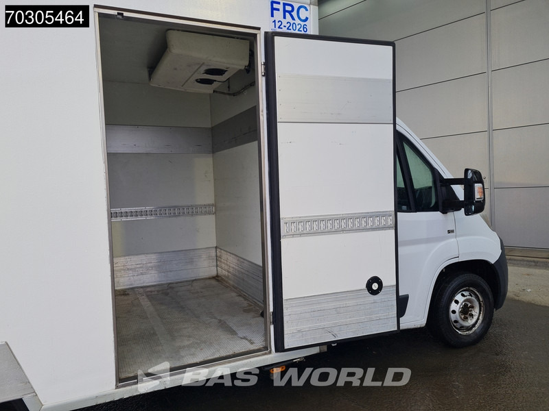 Fiat Ducato 150pk Koelwagen Zijdeur Carrier Xarios 350 230v-stekker Achterdeuren Airco Euro6 Bakwagen Gekoeld Kühl Kühler Kühlwagen Kühlkoff - Hűtős kisteherautó: 3 kép. Fiat Ducato 150pk Koelwagen Zijdeur Carrier Xarios 350 230v-stekker Achterdeuren Airco Euro6 Bakwagen Gekoeld Kühl Kühler Kühlwagen Kühlkoff - Hűtős kisteherautó: 3 kép.