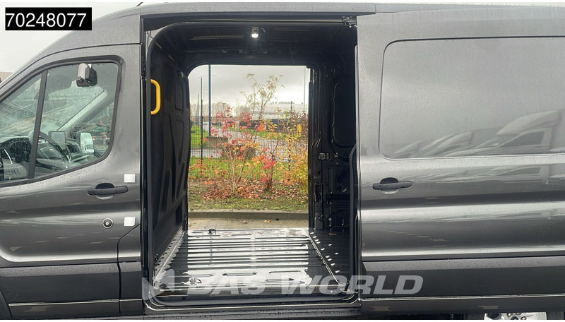 Ford Transit 165pk Automaat Black Edition 2025 model Dubbele schuifdeur L3H2 ACC 360camera Navi CarPlay Xenon Camera 11m3 Airco - Furgon: 3 kép. Ford Transit 165pk Automaat Black Edition 2025 model Dubbele schuifdeur L3H2 ACC 360camera Navi CarPlay Xenon Camera 11m3 Airco - Furgon: 3 kép.