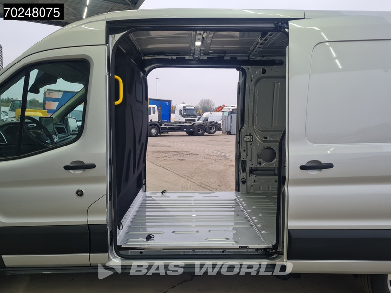 Ford Transit 165pk Automaat Limited Dubbele schuifdeur L3H2 ACC 360camera Navi CarPlay Xenon Camera 11m3 Airco - Furgon: 3 kép. Ford Transit 165pk Automaat Limited Dubbele schuifdeur L3H2 ACC 360camera Navi CarPlay Xenon Camera 11m3 Airco - Furgon: 3 kép.