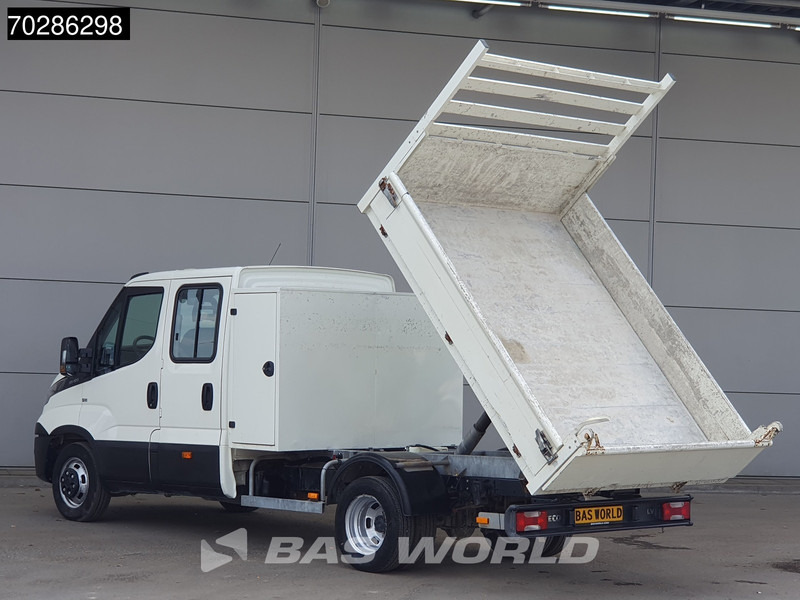 Iveco Daily 35C12 Open Laadbak met Kist Dubbel Cabine Dubbellucht 3,5t Trekhaak Airco Cruise Euro6 Pritsche Pickup Open Box 2m3 Airco Trekha - Platós kisteherautó: 2 kép. Iveco Daily 35C12 Open Laadbak met Kist Dubbel Cabine Dubbellucht 3,5t Trekhaak Airco Cruise Euro6 Pritsche Pickup Open Box 2m3 Airco Trekha - Platós kisteherautó: 2 kép.