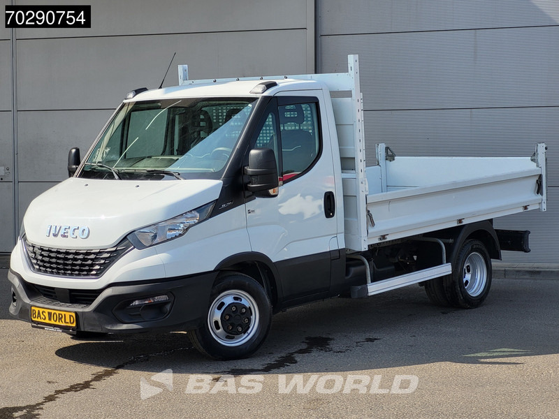 Iveco Daily 35C14 Kipper Dubbellucht 3,5t Trekhaak Airco Cruise Euro6 Tipper Benne Kieper 2m3 Airco Trekhaak Cruise control - Billenőplatós kisteherautó: 5 kép. Iveco Daily 35C14 Kipper Dubbellucht 3,5t Trekhaak Airco Cruise Euro6 Tipper Benne Kieper 2m3 Airco Trekhaak Cruise control - Billenőplatós kisteherautó: 5 kép.