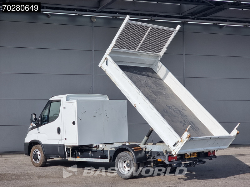 Iveco Daily 35C14 Kipper met Kist Dubbellucht 3,5t Trekhaak Airco Cruise Euro6 Kieper Tipper Benne Airco Trekhaak Cruise control - Billenőplatós kisteherautó: 2 kép. Iveco Daily 35C14 Kipper met Kist Dubbellucht 3,5t Trekhaak Airco Cruise Euro6 Kieper Tipper Benne Airco Trekhaak Cruise control - Billenőplatós kisteherautó: 2 kép.