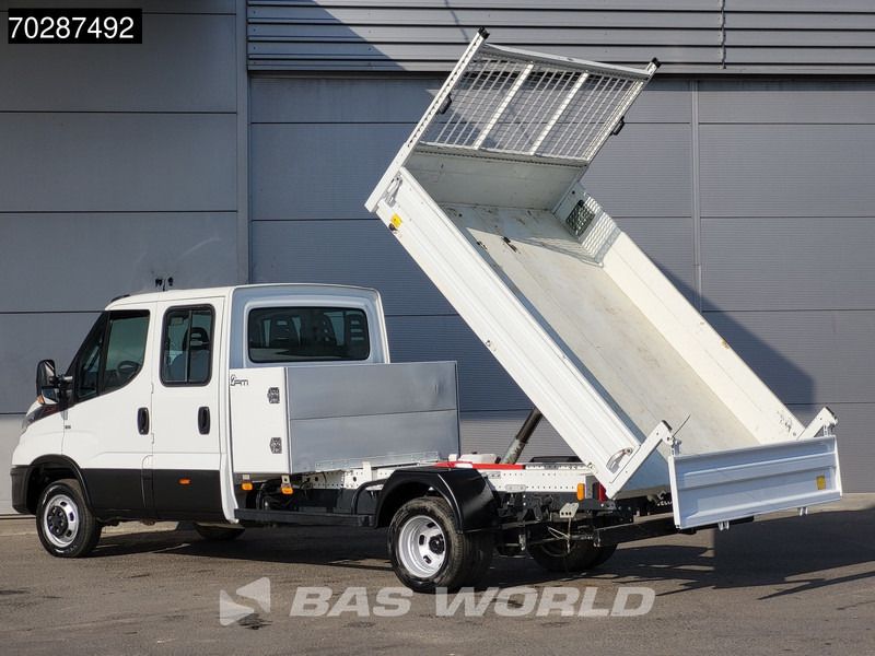 Iveco Daily 35C16 3.0L Kipper met Kist Dubbel Cabine Dubbellucht 3,5t Trekhaak Navi Airco Cruise Camera Euro6 Tipper Benne Kieper 2m3 Airco - Billenőplatós kisteherautó: 2 kép. Iveco Daily 35C16 3.0L Kipper met Kist Dubbel Cabine Dubbellucht 3,5t Trekhaak Navi Airco Cruise Camera Euro6 Tipper Benne Kieper 2m3 Airco - Billenőplatós kisteherautó: 2 kép.