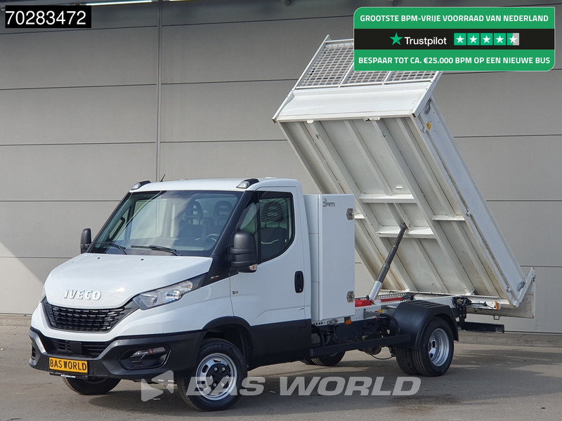 Iveco Daily 35C16 3.0L Kipper met Kist Dubbellucht 3,5t Trekhaak Airco Cruise Euro6 Tipper Benne Kieper 2m3 Airco Trekhaak Cruise control - Billenőplatós kisteherautó: 1 kép. Iveco Daily 35C16 3.0L Kipper met Kist Dubbellucht 3,5t Trekhaak Airco Cruise Euro6 Tipper Benne Kieper 2m3 Airco Trekhaak Cruise control - Billenőplatós kisteherautó: 1 kép.