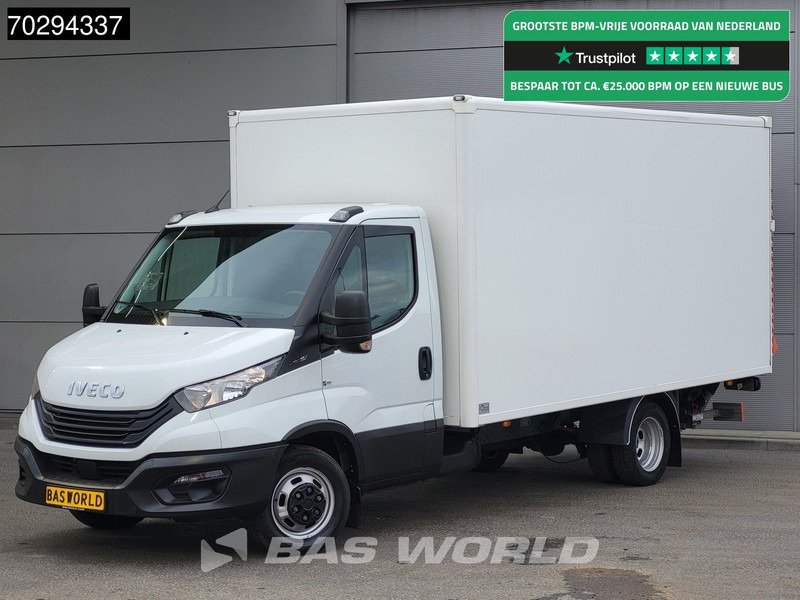 Iveco Daily 35C16 Bakwagen Laadklep Dubbellucht Airco Koffer Meubelbak Airco - Dobozos kisteherautó: 1 kép. Iveco Daily 35C16 Bakwagen Laadklep Dubbellucht Airco Koffer Meubelbak Airco - Dobozos kisteherautó: 1 kép.