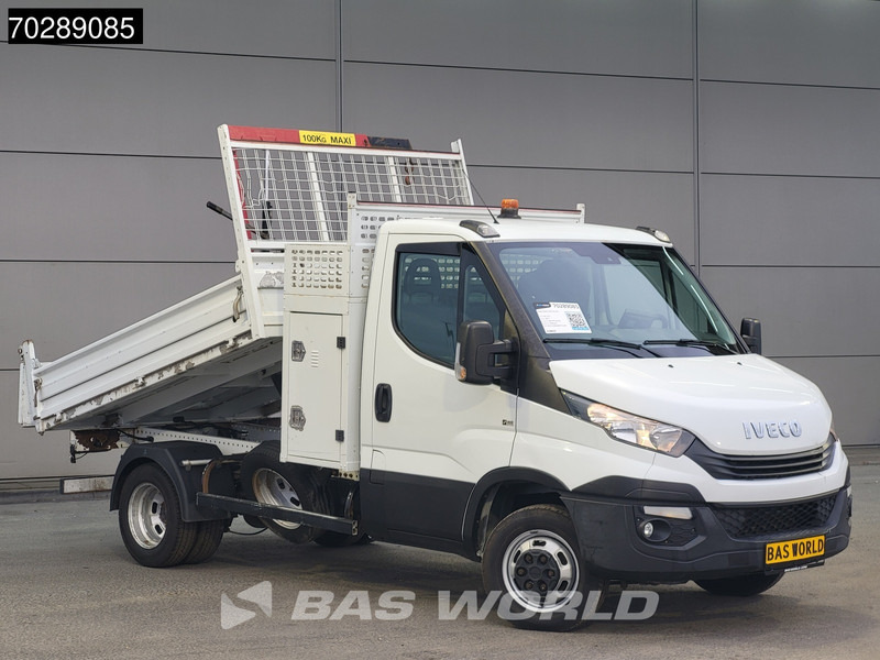 Iveco Daily 35C16 Kipper met Kraan Dubbellucht 3,5t Trekhaak Airco Cruise Camera Euro6 Crane Kran Kranwagen 2m3 Airco Trekhaak Cruise contro - Billenőplatós kisteherautó: 3 kép. Iveco Daily 35C16 Kipper met Kraan Dubbellucht 3,5t Trekhaak Airco Cruise Camera Euro6 Crane Kran Kranwagen 2m3 Airco Trekhaak Cruise contro - Billenőplatós kisteherautó: 3 kép.