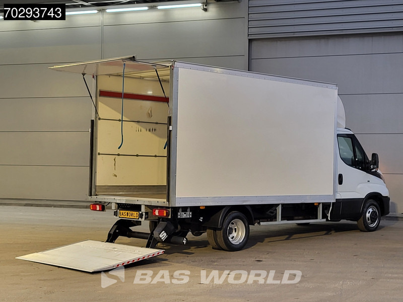 Iveco Daily 35C16 Laadklep Dubbellucht 160PK Bakwagen Airco Cruise Euro6 Meubelbak Koffer 19m3 Airco Cruise control - Dobozos kisteherautó: 3 kép. Iveco Daily 35C16 Laadklep Dubbellucht 160PK Bakwagen Airco Cruise Euro6 Meubelbak Koffer 19m3 Airco Cruise control - Dobozos kisteherautó: 3 kép.