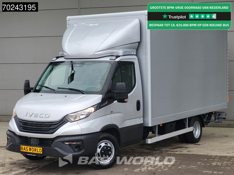 Iveco Daily 35C18 2025 MODEL Automaat 1000kg Laadklep ACC Navi Airco Zijdeur Bakwagen Meubelbak Koffer 21m3 Airco - Dobozos kisteherautó: 1 kép. Iveco Daily 35C18 2025 MODEL Automaat 1000kg Laadklep ACC Navi Airco Zijdeur Bakwagen Meubelbak Koffer 21m3 Airco - Dobozos kisteherautó: 1 kép.