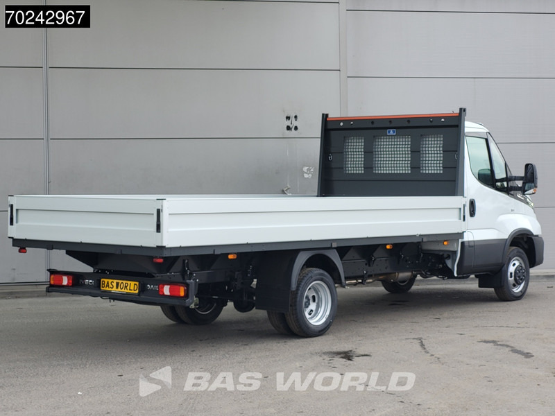 Iveco Daily 35C18 3.0L Automaat Nwe model 2025 Open laadbak Navi ACC LED 3,5T Trekvermogen Pritsche Pickup Airco - Platós kisteherautó: 5 kép. Iveco Daily 35C18 3.0L Automaat Nwe model 2025 Open laadbak Navi ACC LED 3,5T Trekvermogen Pritsche Pickup Airco - Platós kisteherautó: 5 kép.