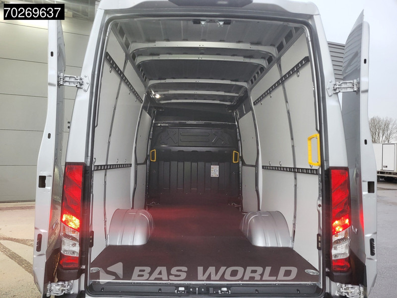 Iveco Daily 35C21 2025 model! 210PK 2x Schuifdeur Dubbellucht LED ACC CarPlay L2H2 12m3 Airco - Furgon: 2 kép. Iveco Daily 35C21 2025 model! 210PK 2x Schuifdeur Dubbellucht LED ACC CarPlay L2H2 12m3 Airco - Furgon: 2 kép.