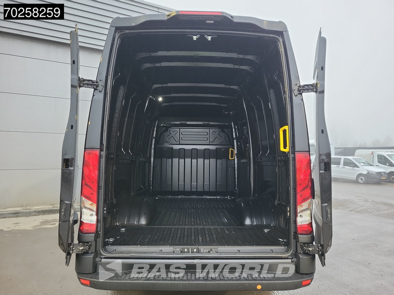Iveco Daily 35C21 210PK Automaat L2H2 Black Edition Dubbellucht ACC LED Camera L2 12m3 Airco - Furgon: 2 kép. Iveco Daily 35C21 210PK Automaat L2H2 Black Edition Dubbellucht ACC LED Camera L2 12m3 Airco - Furgon: 2 kép.