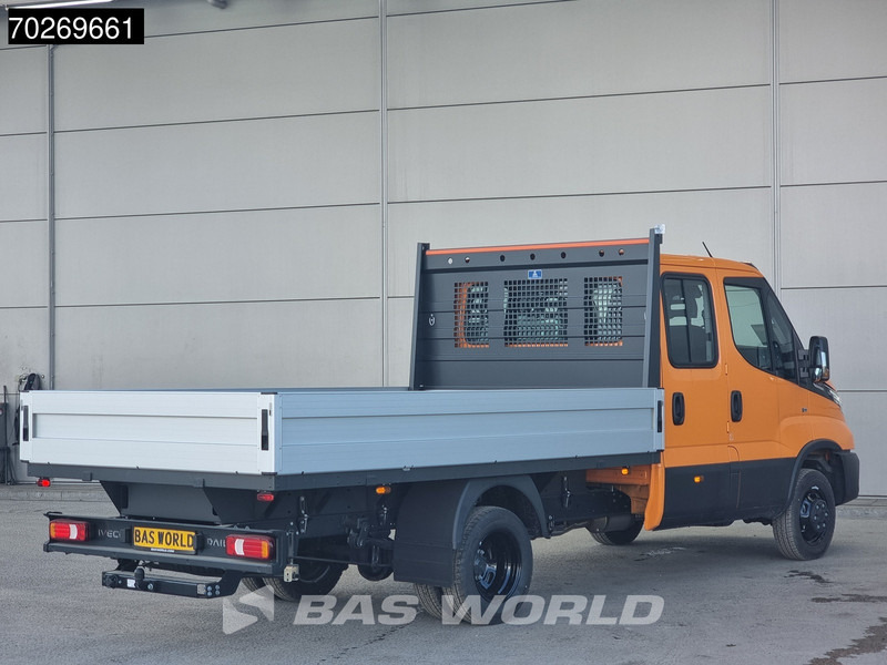 Új Platós kisteherautó Iveco Daily 35C21 3.0 210PK Black Edition 2025model Dubbel Cabine Open laadbak 3.5t Trekhaak CarPlay ACC LED Pritsche Pickup Airco Dubbel ca: 6 kép.
