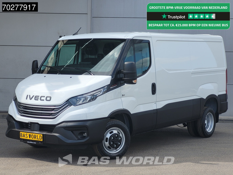 Iveco Daily 35C21 3.0L 210PK Automaat L2H1 Dubbellucht LED ACC 3.5t trekhaak Navi Laag dak 9m3 Airco Trekhaak - Furgon: 1 kép. Iveco Daily 35C21 3.0L 210PK Automaat L2H1 Dubbellucht LED ACC 3.5t trekhaak Navi Laag dak 9m3 Airco Trekhaak - Furgon: 1 kép.