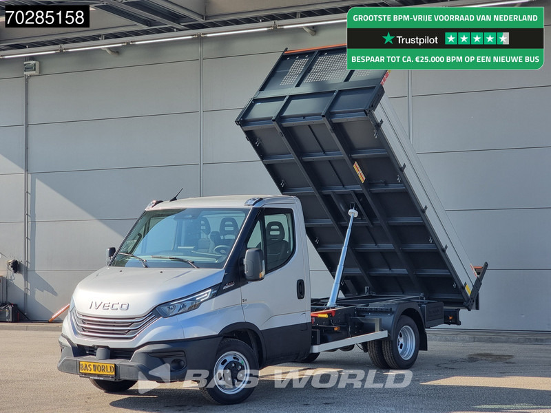 Iveco Daily 35C21 3.0L 210PK Automaat Open Laadbak 2025 ACC Airco CarPlay Pritsche Pickup Open Box Airco - Platós kisteherautó: 1 kép. Iveco Daily 35C21 3.0L 210PK Automaat Open Laadbak 2025 ACC Airco CarPlay Pritsche Pickup Open Box Airco - Platós kisteherautó: 1 kép.