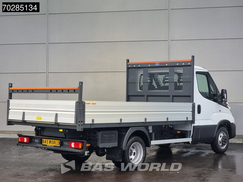 Iveco Daily 35C21 3.0L 210PK Automaat Open Laadbak 2025 model ACC Airco CarPlay Pritsche Pickup Open Box Airco - Platós kisteherautó: 3 kép. Iveco Daily 35C21 3.0L 210PK Automaat Open Laadbak 2025 model ACC Airco CarPlay Pritsche Pickup Open Box Airco - Platós kisteherautó: 3 kép.