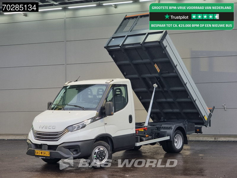 Iveco Daily 35C21 3.0L 210PK Automaat Open Laadbak 2025 model ACC Airco CarPlay Pritsche Pickup Open Box Airco - Platós kisteherautó: 1 kép. Iveco Daily 35C21 3.0L 210PK Automaat Open Laadbak 2025 model ACC Airco CarPlay Pritsche Pickup Open Box Airco - Platós kisteherautó: 1 kép.