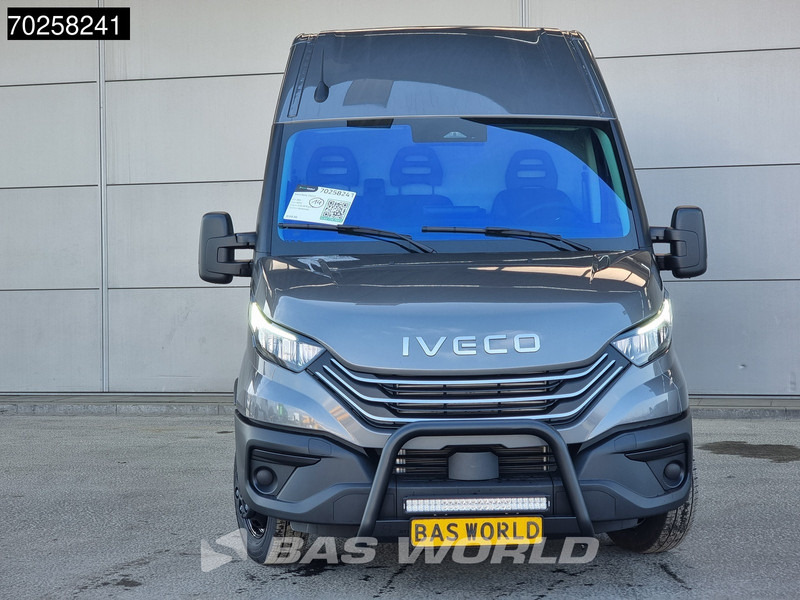 Iveco Daily 35C21 3.0L Automaat 2025model Black Edition L2H2 ACC Camera LED CarPlay Dubbellucht L2 12m3 Airco - Furgon: 3 kép. Iveco Daily 35C21 3.0L Automaat 2025model Black Edition L2H2 ACC Camera LED CarPlay Dubbellucht L2 12m3 Airco - Furgon: 3 kép.