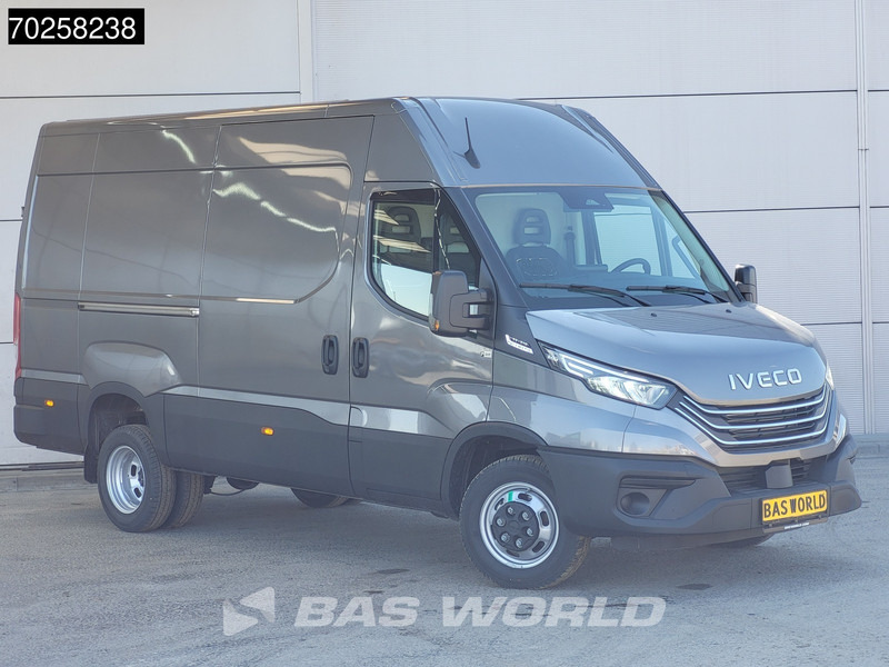 Iveco Daily 35C21 3.0L Automaat 210PK L2H2 Dubbellucht 2025-Model 3,5t Trekhaak ACC LED CarPlay Camera Parkeersensoren Euro6 L2 12m3 Airco - Furgon: 2 kép. Iveco Daily 35C21 3.0L Automaat 210PK L2H2 Dubbellucht 2025-Model 3,5t Trekhaak ACC LED CarPlay Camera Parkeersensoren Euro6 L2 12m3 Airco - Furgon: 2 kép.