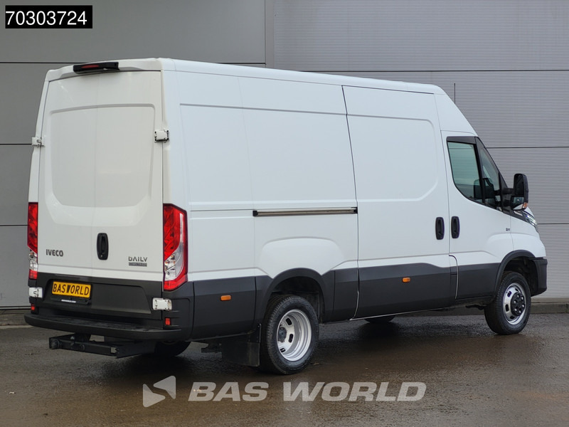 Iveco Daily 35C21 3.0L Automaat Luchtvering Dubbellucht L2H2 3,5t Trekhaak 210PK LED Navi Airco Cruise Camera Euro6 L2 Airco Trekhaak Cruise - Furgon: 5 kép. Iveco Daily 35C21 3.0L Automaat Luchtvering Dubbellucht L2H2 3,5t Trekhaak 210PK LED Navi Airco Cruise Camera Euro6 L2 Airco Trekhaak Cruise - Furgon: 5 kép.