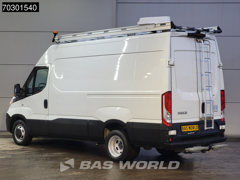 Iveco Daily 35C21 3.0L Dubbellucht 3,5t Trekhaak 210PK L2H2 Airco Cruise Camera Imperiaal Werkplaatsinrichting Euro6 L2 Airco Trekhaak Cruis - Furgon: 2 kép. Iveco Daily 35C21 3.0L Dubbellucht 3,5t Trekhaak 210PK L2H2 Airco Cruise Camera Imperiaal Werkplaatsinrichting Euro6 L2 Airco Trekhaak Cruis - Furgon: 2 kép.