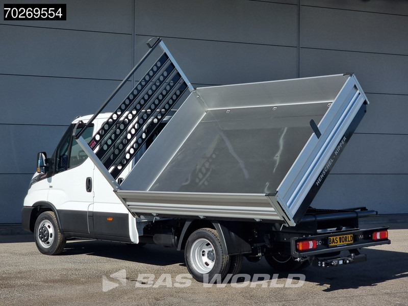 Iveco Daily 35C21 3 zijdige Kipper Dubbel Cabine 210PK 3.0L Dubbellucht Airco Cruise LED Camera Tipper Benne Kieper 2m3 Airco Trekhaak - Billenőplatós kisteherautó: 2 kép. Iveco Daily 35C21 3 zijdige Kipper Dubbel Cabine 210PK 3.0L Dubbellucht Airco Cruise LED Camera Tipper Benne Kieper 2m3 Airco Trekhaak - Billenőplatós kisteherautó: 2 kép.
