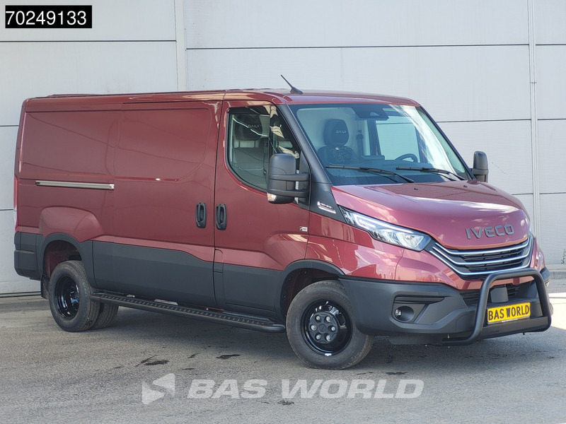 Új Furgon Iveco Daily 35C21 Uniek! 3.0L Black Edition Automaat Laag Dak L2H1 3,5t Trekhaak Navi ACC Airco Camera Parkeersensoren CarPlay Euro6 L2 8m3: 5 kép.
