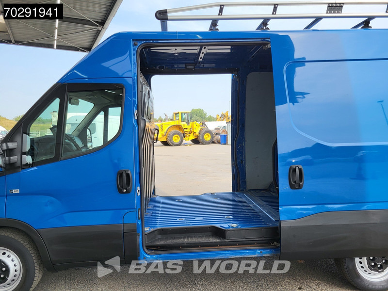 Iveco Daily 35S14 Automaat 2x Schuifdeur L2H2 3,5t Trekhaak Airco Imperiaal Camera Euro6 L2 12m3 Airco Trekhaak - Furgon: 3 kép. Iveco Daily 35S14 Automaat 2x Schuifdeur L2H2 3,5t Trekhaak Airco Imperiaal Camera Euro6 L2 12m3 Airco Trekhaak - Furgon: 3 kép.