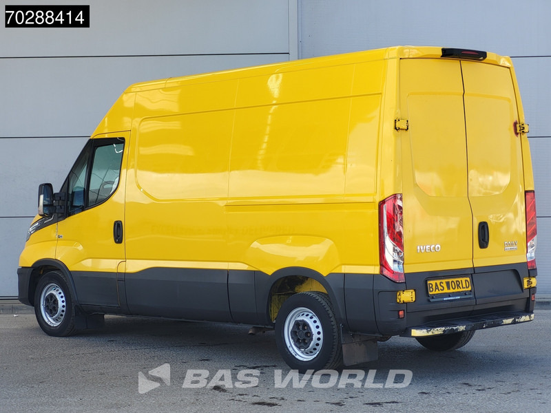 Iveco Daily 35S14 Automaat L2H2 ACC LED 3,5t Trekgewicht Airco Cruise Camera Werkplaatsinrichting Euro6 L2 11m3 Airco - Furgon: 2 kép. Iveco Daily 35S14 Automaat L2H2 ACC LED 3,5t Trekgewicht Airco Cruise Camera Werkplaatsinrichting Euro6 L2 11m3 Airco - Furgon: 2 kép.
