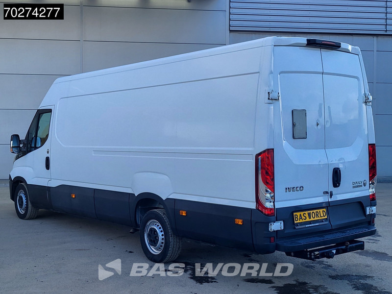 Iveco Daily 35S14 Automaat L3H2 3,5t Trekhaak Navi Camera Parkeersensoren Airco Cruise L4H2 16m3 Airco Trekhaak Cruise control - Furgon: 2 kép. Iveco Daily 35S14 Automaat L3H2 3,5t Trekhaak Navi Camera Parkeersensoren Airco Cruise L4H2 16m3 Airco Trekhaak Cruise control - Furgon: 2 kép.