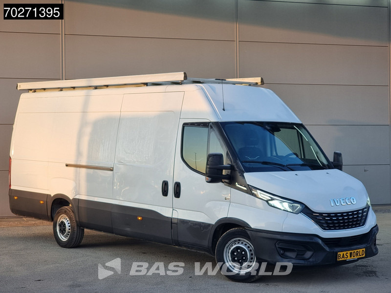 Iveco Daily 35S14 Automaat L3H2 Navi LED 3,5t Trekhaak Imperiaal Camera Airco Cruise L3 16m3 Airco Trekhaak Cruise control - Furgon: 3 kép. Iveco Daily 35S14 Automaat L3H2 Navi LED 3,5t Trekhaak Imperiaal Camera Airco Cruise L3 16m3 Airco Trekhaak Cruise control - Furgon: 3 kép.