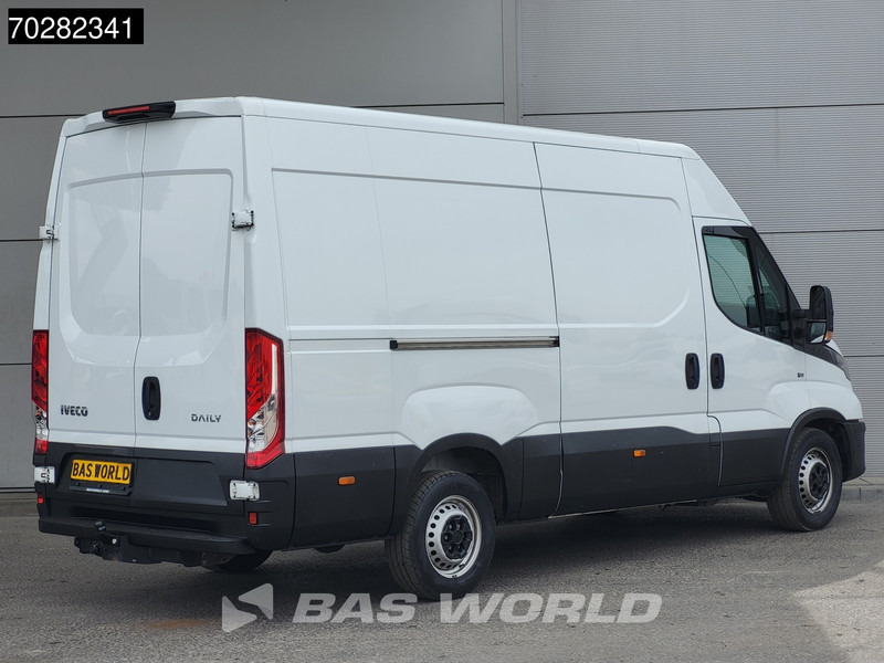 Iveco Daily 35S14 L2H2 3,5t Trekhaak Airco Cruise Euro6 L2 12m3 Airco Trekhaak Cruise control - Furgon: 3 kép. Iveco Daily 35S14 L2H2 3,5t Trekhaak Airco Cruise Euro6 L2 12m3 Airco Trekhaak Cruise control - Furgon: 3 kép.