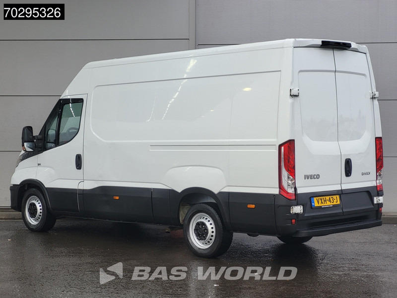 Iveco Daily 35S14 L2H2 Airco Cruise Camera 3,5t Trekgewicht Euro6 L3 12m3 Airco Cruise control - Furgon: 2 kép. Iveco Daily 35S14 L2H2 Airco Cruise Camera 3,5t Trekgewicht Euro6 L3 12m3 Airco Cruise control - Furgon: 2 kép.