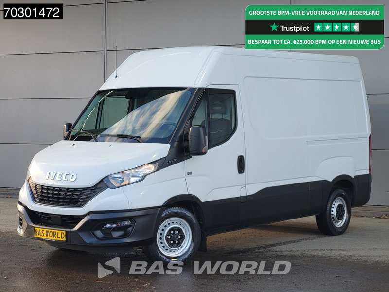 Iveco Daily 35S14 L2H2 Navi Camera Airco L2 10,8m3 Airco - Furgon: 1 kép. Iveco Daily 35S14 L2H2 Navi Camera Airco L2 10,8m3 Airco - Furgon: 1 kép.