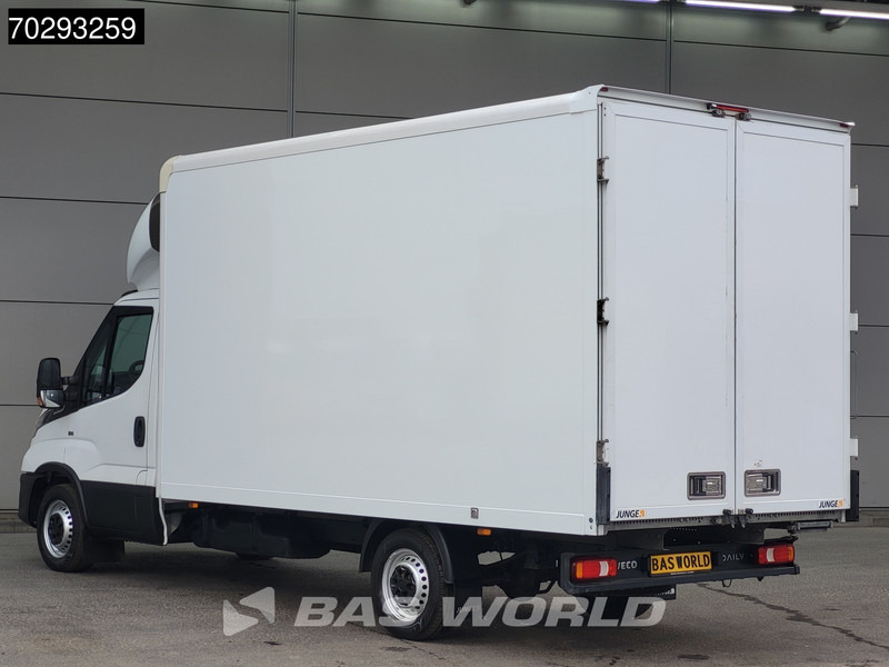 Iveco Daily 35S16 160PK Automaat Bakwagen Achterdeuren Airco Camera Euro6 Meubelbak Koffer 21m3 Airco - Dobozos kisteherautó: 2 kép. Iveco Daily 35S16 160PK Automaat Bakwagen Achterdeuren Airco Camera Euro6 Meubelbak Koffer 21m3 Airco - Dobozos kisteherautó: 2 kép.