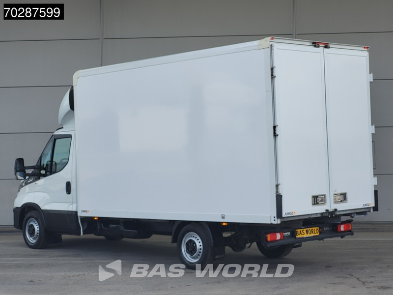 Iveco Daily 35S16 Automaat Bakwagen Achterdeuren Airco Camera Euro6 Meubelbak Koffer 21m3 Airco - Dobozos kisteherautó: 2 kép. Iveco Daily 35S16 Automaat Bakwagen Achterdeuren Airco Camera Euro6 Meubelbak Koffer 21m3 Airco - Dobozos kisteherautó: 2 kép.