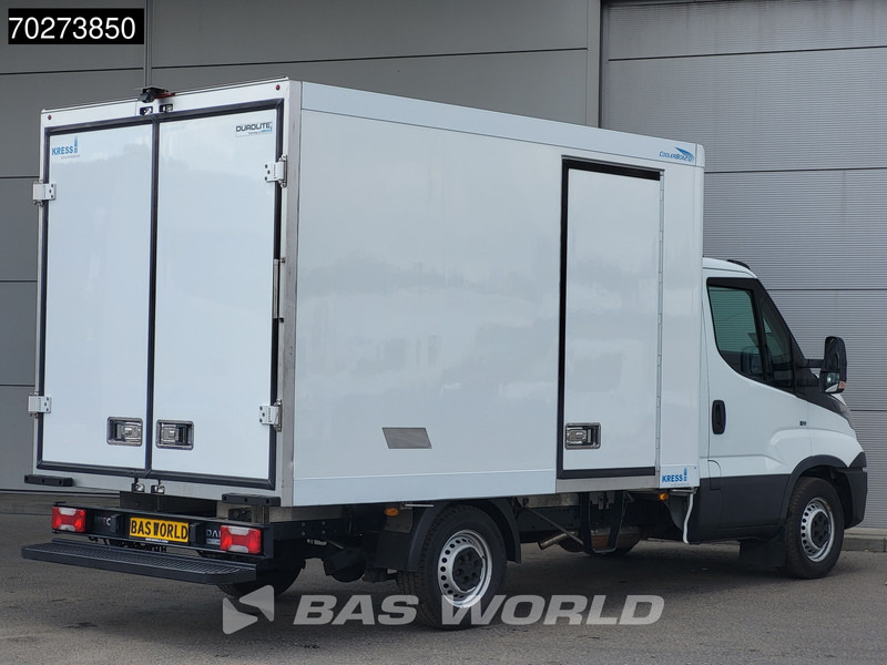 Iveco Daily 35S16 Automaat Koelwagen Luchtvering Zijdeur Carrier Pulsar 400 380v-Stekker Achterdeuren 160PK Airco Cruise Camera Euro6 Koel K - Hűtős kisteherautó: 5 kép. Iveco Daily 35S16 Automaat Koelwagen Luchtvering Zijdeur Carrier Pulsar 400 380v-Stekker Achterdeuren 160PK Airco Cruise Camera Euro6 Koel K - Hűtős kisteherautó: 5 kép.