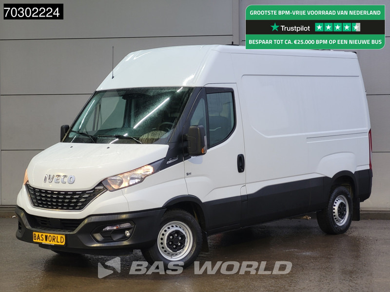 Iveco Daily 35S16 Automaat L2H2 3,5t Trekhaak ACC Navi Airco Camera Werkplaatsinrichting Euro6 L2 Airco Trekhaak - Furgon: 1 kép. Iveco Daily 35S16 Automaat L2H2 3,5t Trekhaak ACC Navi Airco Camera Werkplaatsinrichting Euro6 L2 Airco Trekhaak - Furgon: 1 kép.