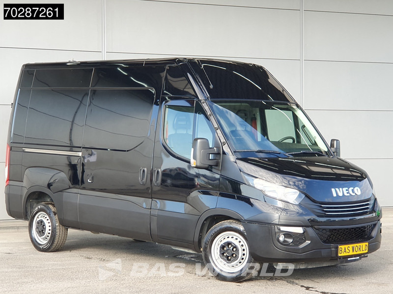 Iveco Daily 35S16 Automaat L2H2 3,5t Trekhaak Airco Cruise Camera Euro6 L2 11m3 Airco Trekhaak Cruise control - Furgon: 5 kép. Iveco Daily 35S16 Automaat L2H2 3,5t Trekhaak Airco Cruise Camera Euro6 L2 11m3 Airco Trekhaak Cruise control - Furgon: 5 kép.