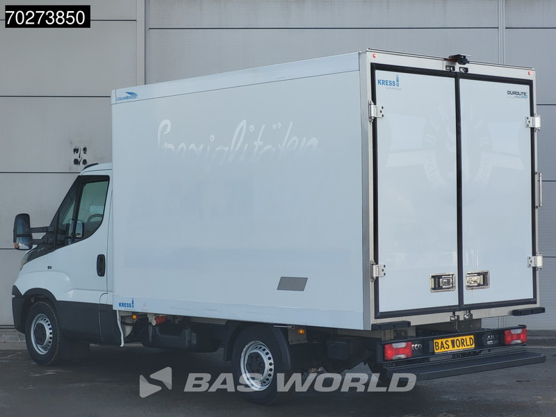 Iveco Daily 35S16 Koelwagen Automaat Carrier Pulsar 400 380V Stekker Airco Cruise Camera Koel Koeler Kühlwagen Kühlkoffer 12m3 Airco Cruise - Hűtős kisteherautó: 5 kép. Iveco Daily 35S16 Koelwagen Automaat Carrier Pulsar 400 380V Stekker Airco Cruise Camera Koel Koeler Kühlwagen Kühlkoffer 12m3 Airco Cruise - Hűtős kisteherautó: 5 kép.