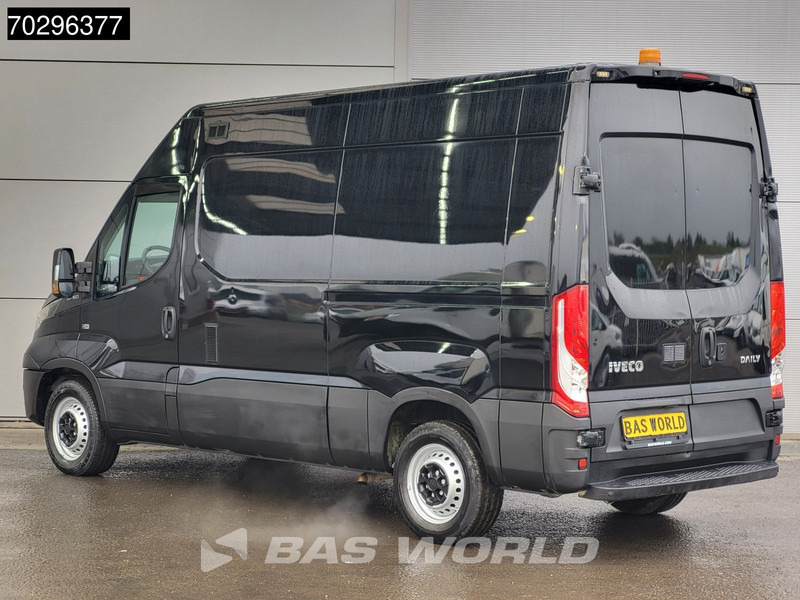 Iveco Daily 35S16 L2H2 3,5t Trekgewicht Airco Cruise Camera Parkeersensoren Werkplaatsinrichting Euro6 L2 Airco Cruise control - Furgon: 2 kép. Iveco Daily 35S16 L2H2 3,5t Trekgewicht Airco Cruise Camera Parkeersensoren Werkplaatsinrichting Euro6 L2 Airco Cruise control - Furgon: 2 kép.